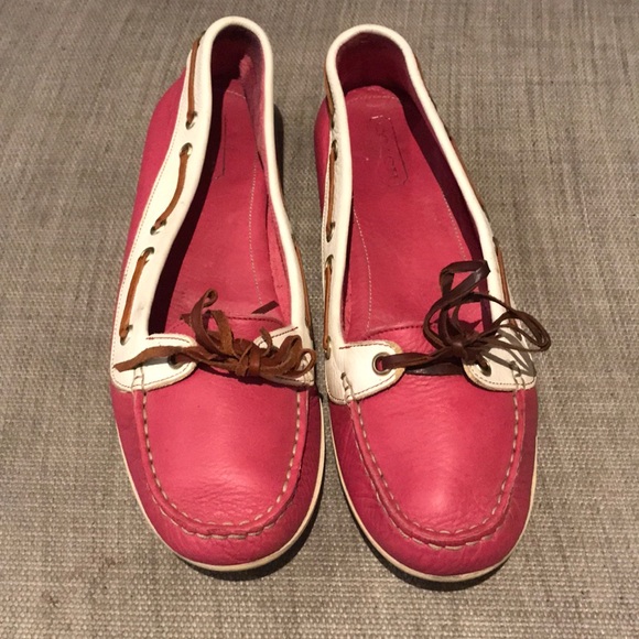 boat shoes with heel